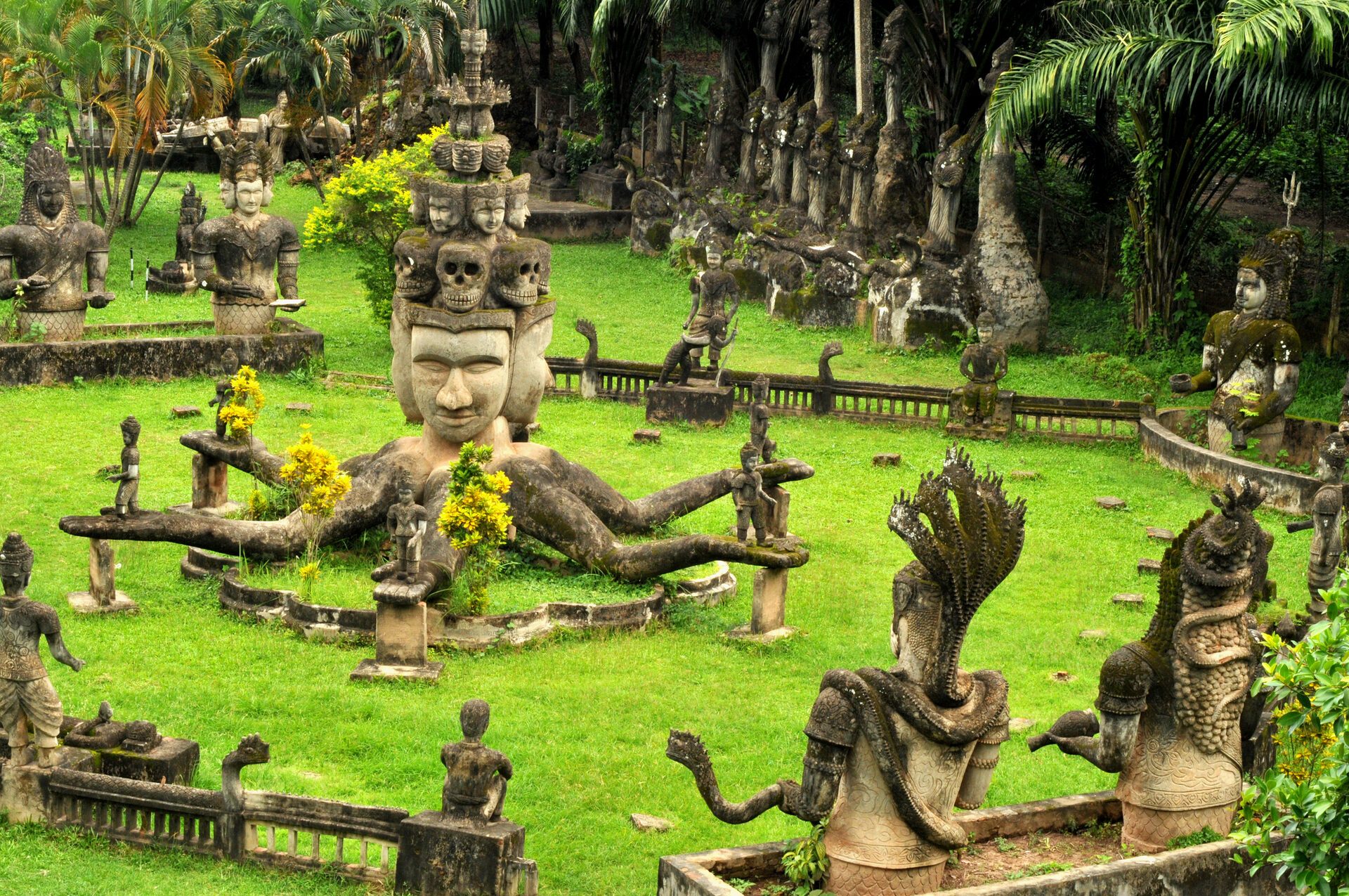 Laos travel photo 3